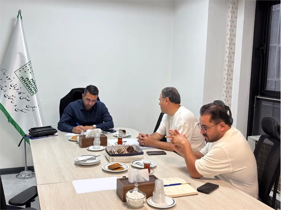 دبیر انجمن